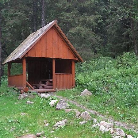 Chata Spálená Bölényfalu Kültér fotó